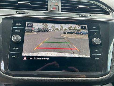 Used 2023 Volkswagen Tiguan SEL R-Line AWD/4WD image 19
