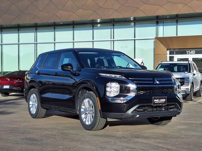 Used 2025 Mitsubishi Outlander ES