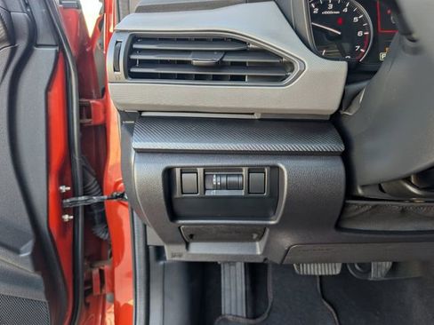 Certified 2024 Subaru Crosstrek 2.5i Limited w/ Crosstrek Mirror Package image 11