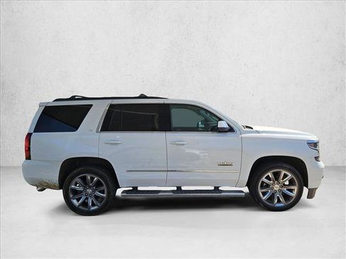 Used 2018 Chevrolet Tahoe LT w/ LT Signature Package image 6
