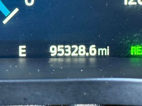 Certified 2021 Ford F150 Lariat w/ Equipment Group 502A High image 22