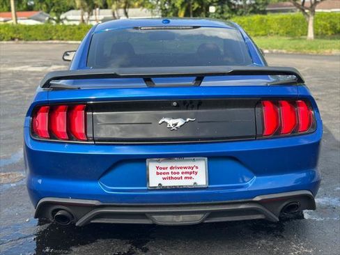 Used 2019 Ford Mustang Coupe RWD image 7