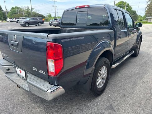 Used 2019 Nissan Frontier SV AWD/4WD image 5
