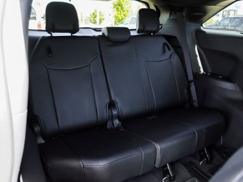 New 2026 Toyota Sienna XLE Woodland Edition AWD/4WD image 29