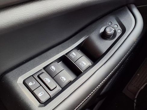 Used 2024 Jeep Grand Cherokee L Altitude image 27