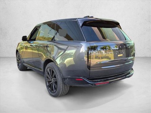 Used 2023 Land Rover Range Rover SE AWD/4WD image 7