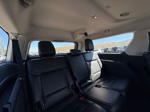 Used 2025 Ford Expedition Max Platinum AWD/4WD image 18