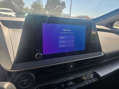 Used 2023 Toyota Prius LE FWD image 26