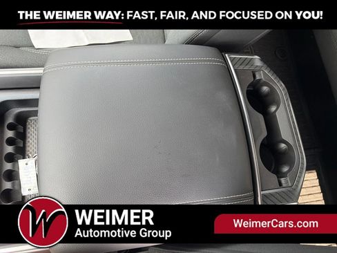 Used 2025 RAM 1500 Big Horn AWD/4WD image 36