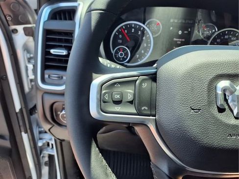New 2026 RAM 2500 Big Horn AWD/4WD image 18