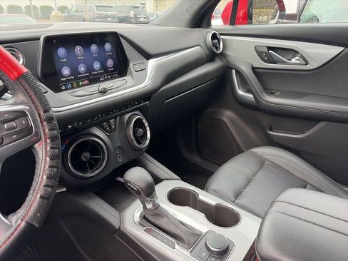 Used 2021 Chevrolet Blazer LT w/ LPO, Black Grille Bar Package image 17