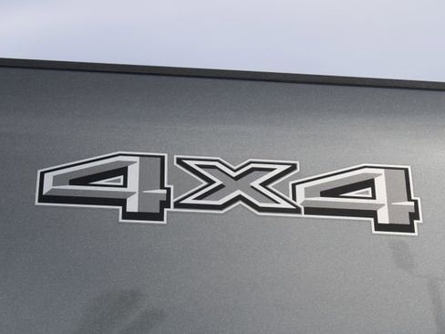 Used 2024 Ford F250 Lariat w/ Black Appearance Package image 18