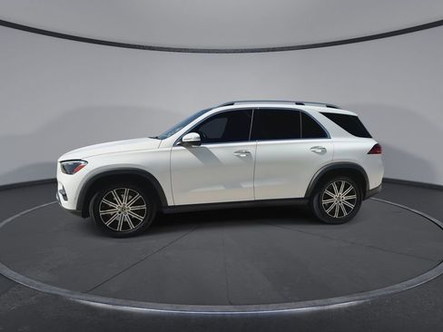 Used 2024 Mercedes-Benz GLE 350 4MATIC image 5