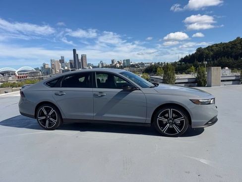 Certified 2025 Honda Accord Sport image 3