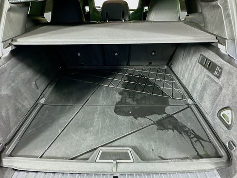 Used 2023 BMW iX xDrive50 w/ Sport Package image 34