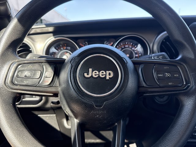 Used 2023 Jeep Gladiator Sport w/ Trailer Tow Package AWD/4WD image 16