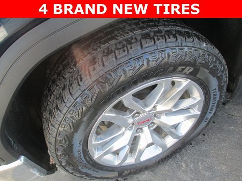 Used 2020 GMC Sierra 1500 SLT w/ SLT Premium Plus Package image 3