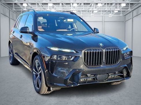 New 2026 BMW X7 xDrive40i w/ Executive Package image 3