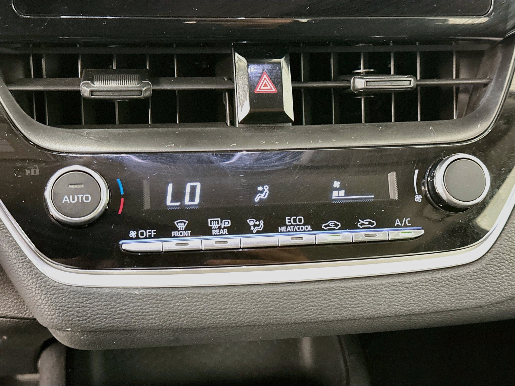Used 2026 Toyota Corolla LE FWD image 24
