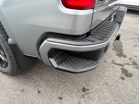 New 2026 Chevrolet Silverado 1500 RST w/ Dark Appearance Package image 9