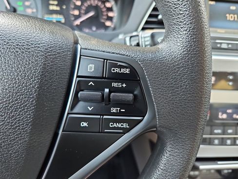 Used 2016 Hyundai Sonata SE image 12