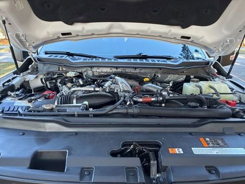 Used 2025 Ford F350 Platinum w/ FX4 Off-Road Package image 20