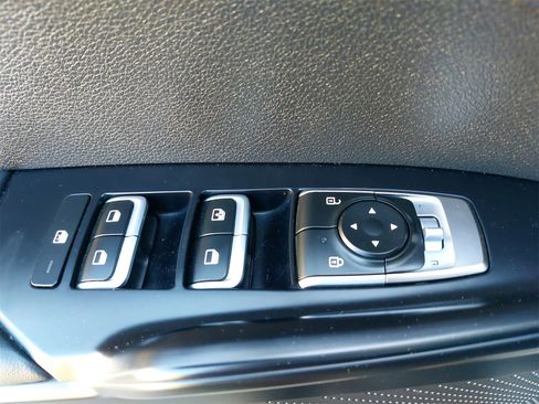 Used 2022 Kia K5 LXS image 31