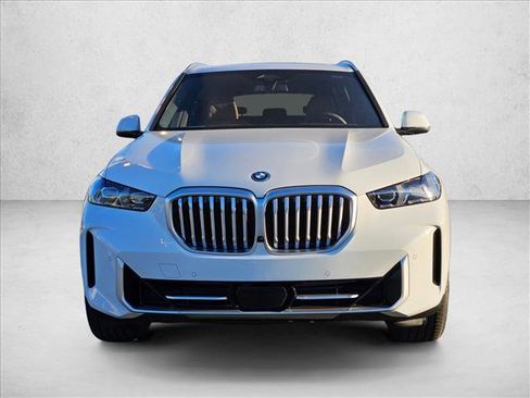New 2026 BMW X5 xDrive50e w/ Climate Comfort Package image 6
