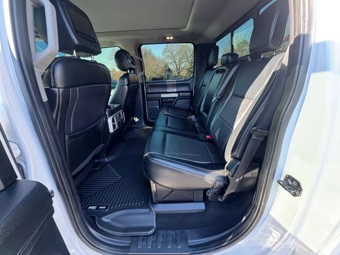 Used 2019 Ford F250 Lariat w/ Lariat Ultimate Package image 17