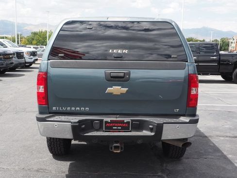 Used 2007 Chevrolet Silverado 2500 LT w/ Suspension Package, Off-Road AWD/4WD image 6
