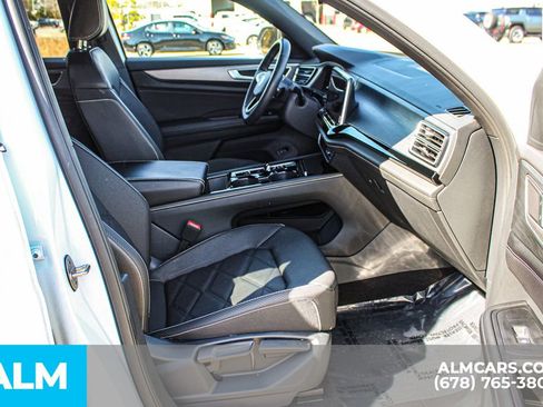 Used 2024 Volkswagen Atlas Cross Sport SE image 18