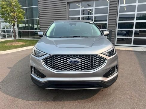 Used 2024 Ford Edge SEL w/ Convenience Package AWD/4WD image 2