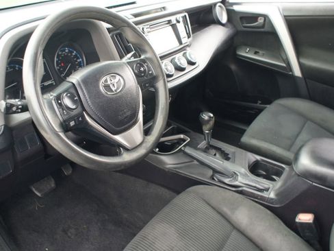 Used 2017 Toyota RAV4 LE w/ Carpet Mat Package image 8