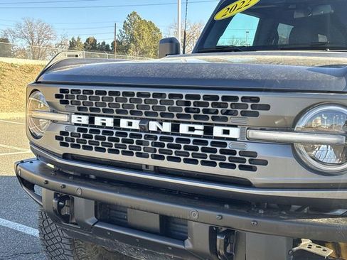 Used 2022 Ford Bronco Badlands w/ Sasquatch Package image 27
