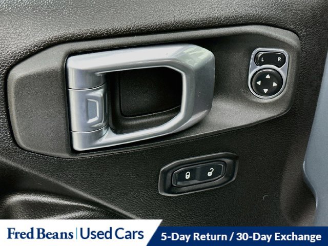 Used 2024 Jeep Wrangler Sport AWD/4WD image 23