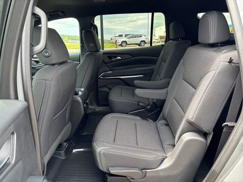 New 2026 Chevrolet Traverse LT w/ Midnight/Sport Edition AWD/4WD image 22