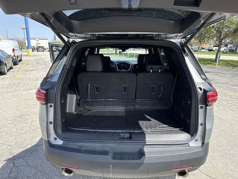 Certified 2023 Chevrolet Traverse RS w/ LPO, Floor Liner Package AWD/4WD image 50