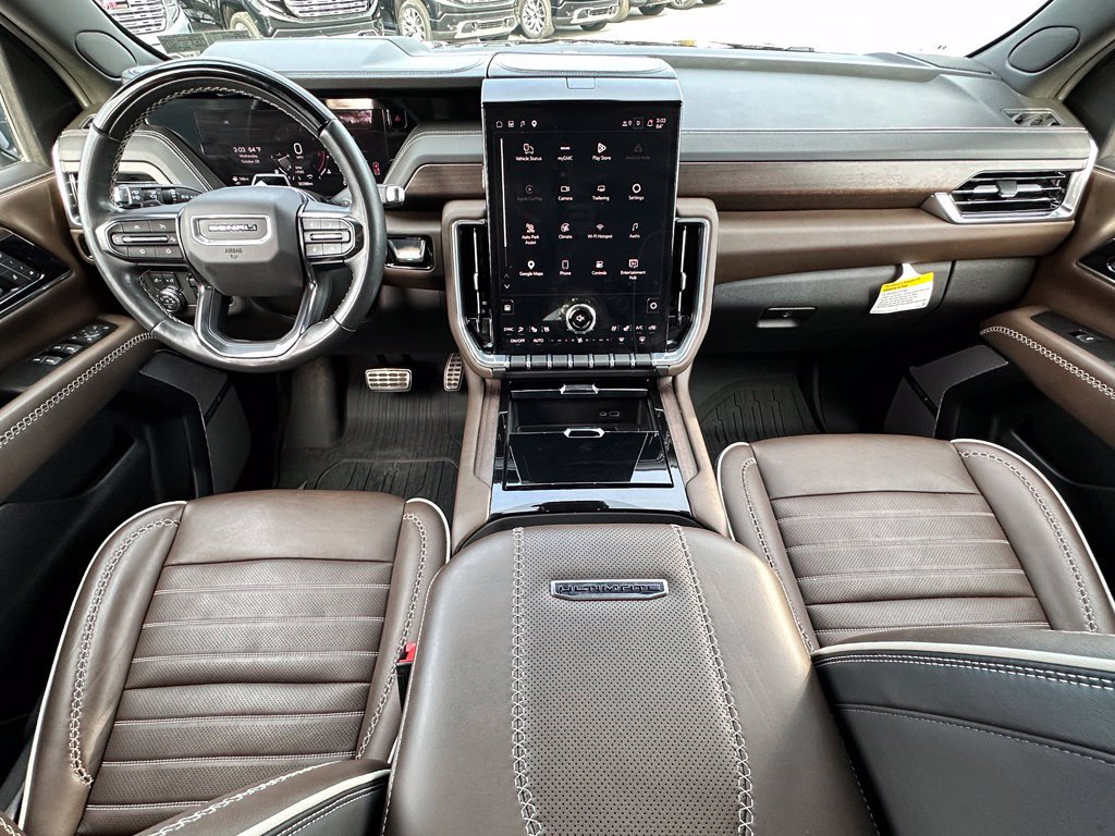 Certified 2025 GMC Yukon Denali Ultimate AWD/4WD image 32