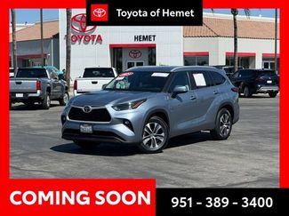 Used 2024 Toyota Highlander XLE FWD video 1