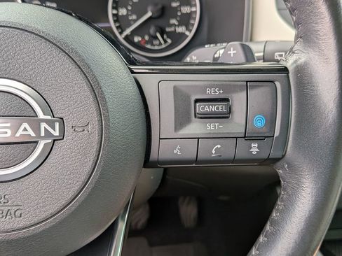Certified 2023 Nissan Rogue SV w/ SV Premium B Package FWD image 21