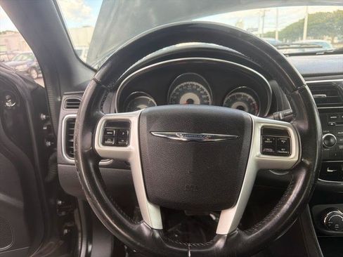 Used 2013 Chrysler 200 Touring FWD image 22