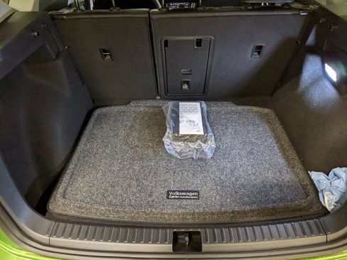 New 2025 Volkswagen Taos SE image 26