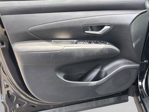 Certified 2025 Hyundai Tucson SE AWD/4WD image 9