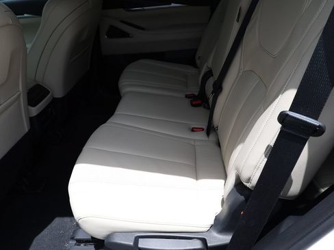 Certified 2025 INFINITI QX60 Sensory w/ Vision Package AWD/4WD image 22
