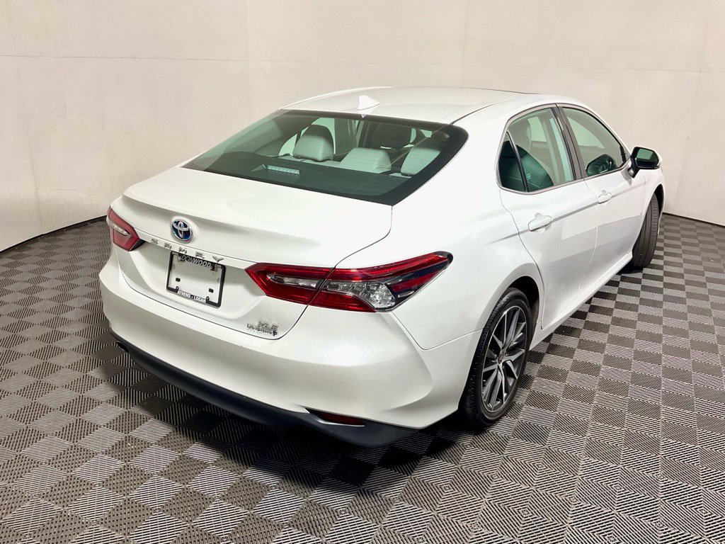 Used 2022 Toyota Camry XLE w/ Cold Weather Package FWD image 16