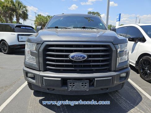 Used 2017 Ford F150 XLT w/ Equipment Group 302A Luxury image 3