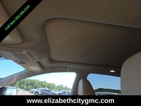 Used 2024 Nissan Murano SL w/ Cargo Package FWD image 5