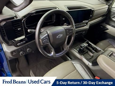Used 2022 Chevrolet Silverado 1500 ZR2 w/ Technology Package AWD/4WD image 13