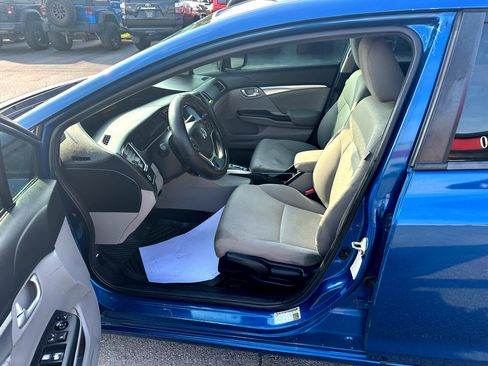 Used 2014 Honda Civic EX image 16