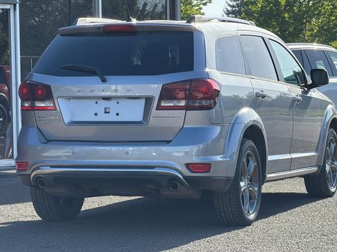 Used 2015 Dodge Journey Crossroad w/ Flexible Seating Group AWD/4WD image 4